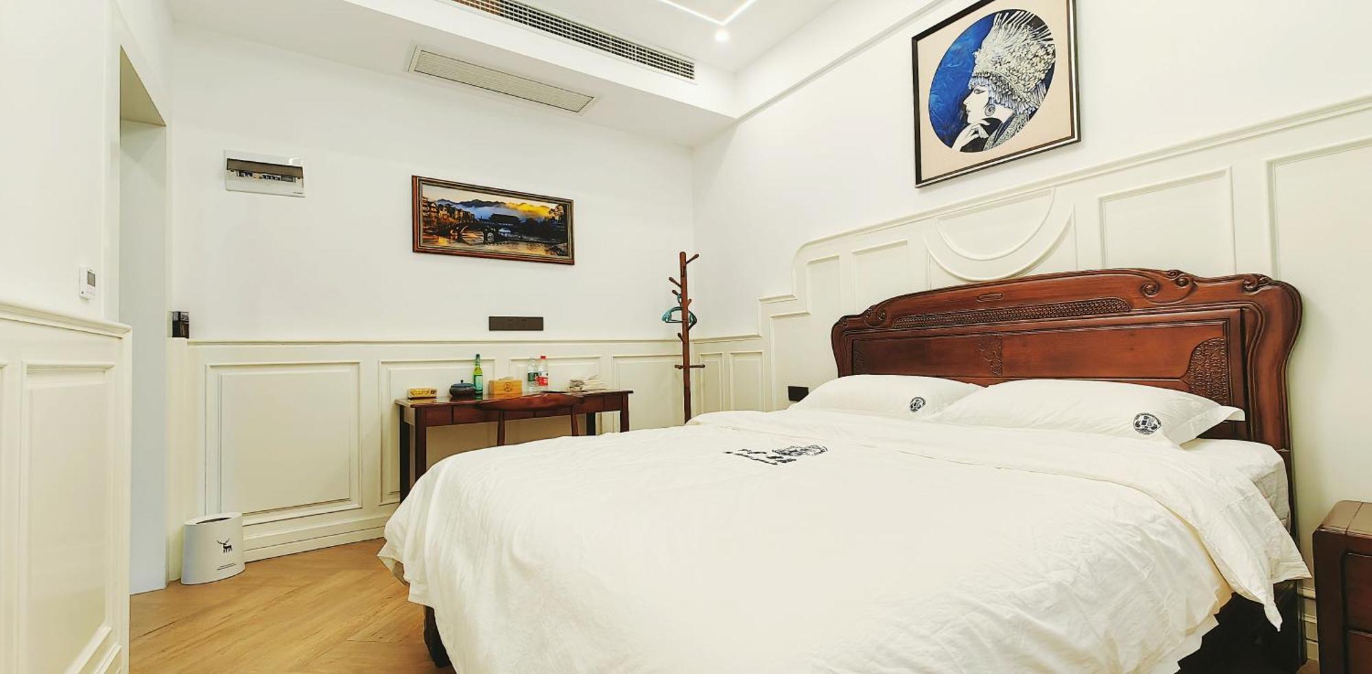 Dream In Fenghuang Apartment Exterior photo